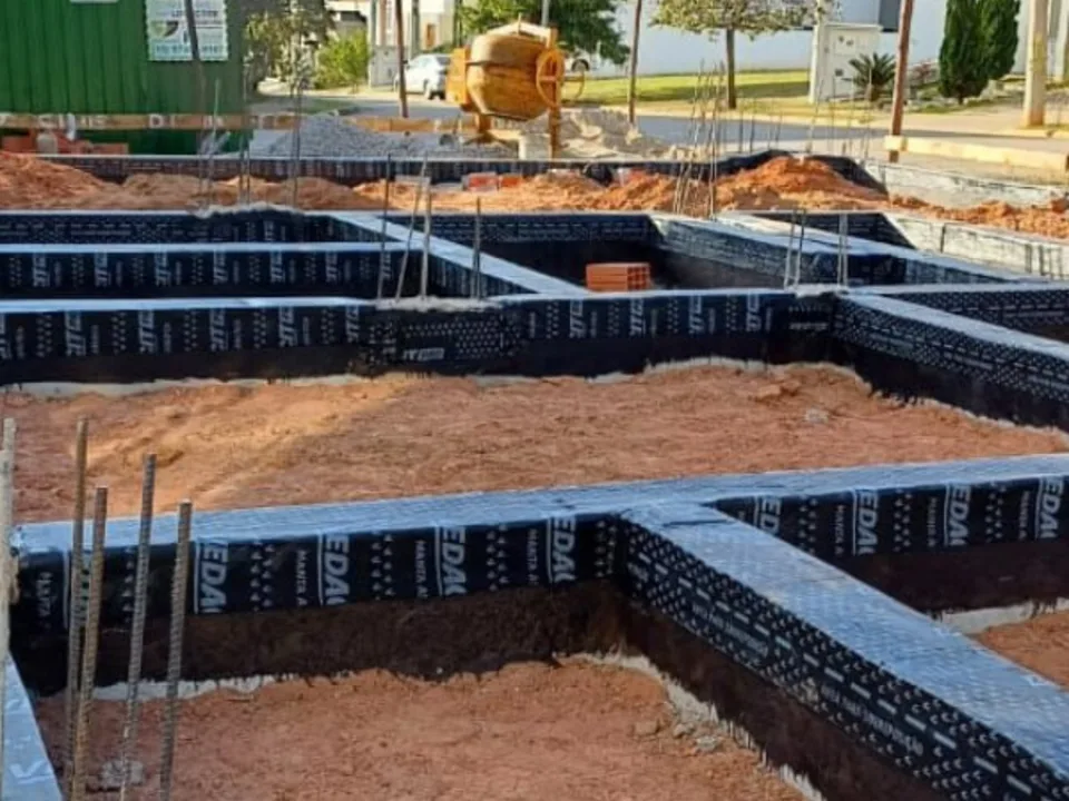 Impermeabilização de baldrame durante a execução da fundação